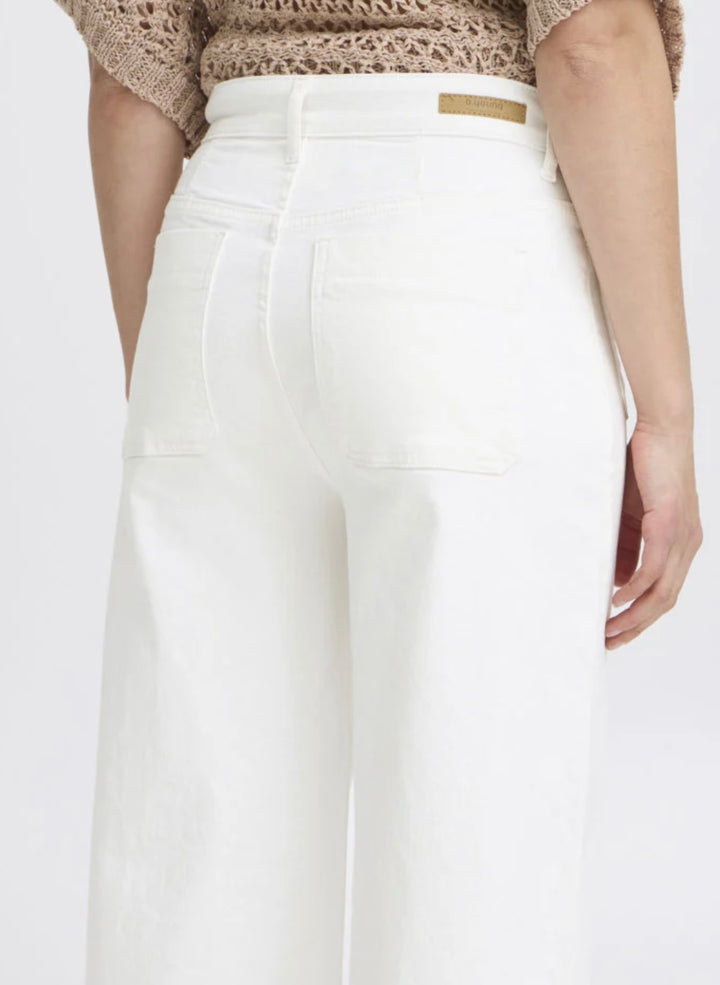 LYDIA POCKET JEANS MARSHMALLOW