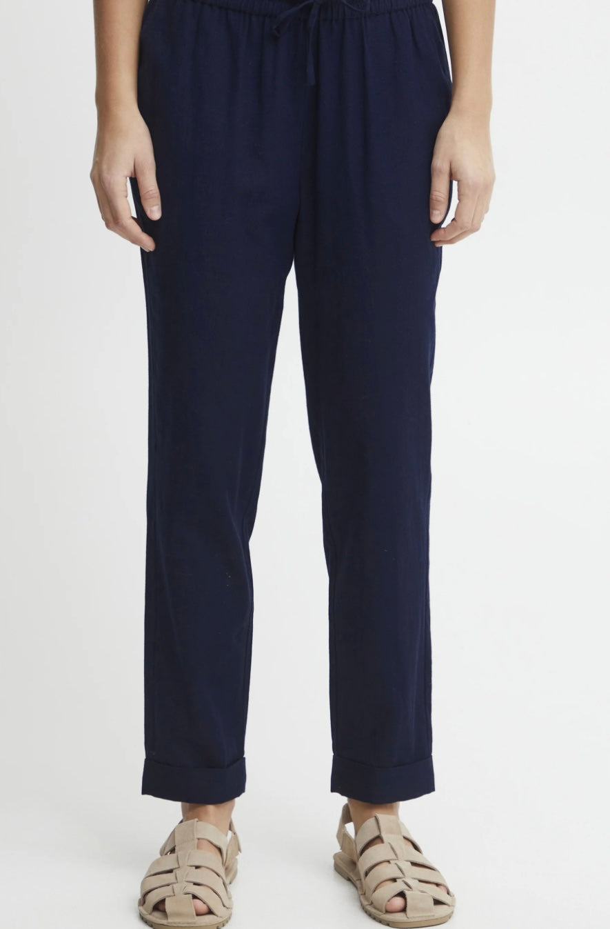 MADDIE PANTS NAVY BLAZER
