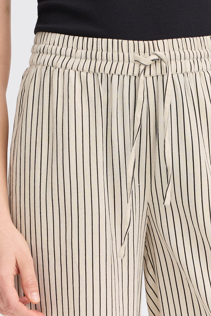 MADDIE PANTS WHISPER WHITE