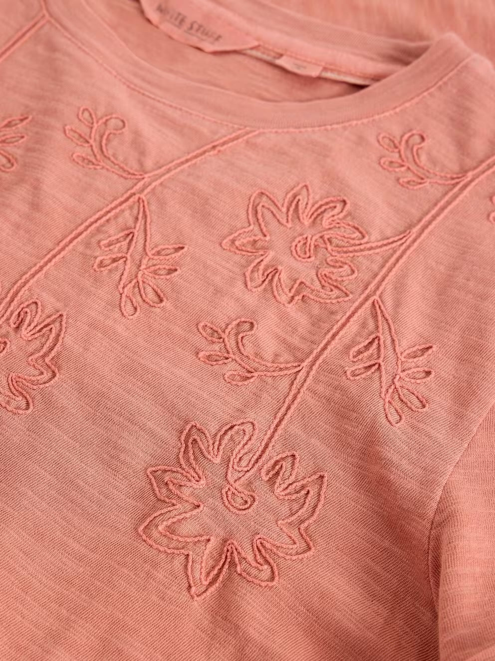 GINA EMBROIDERED TEE MID PINK