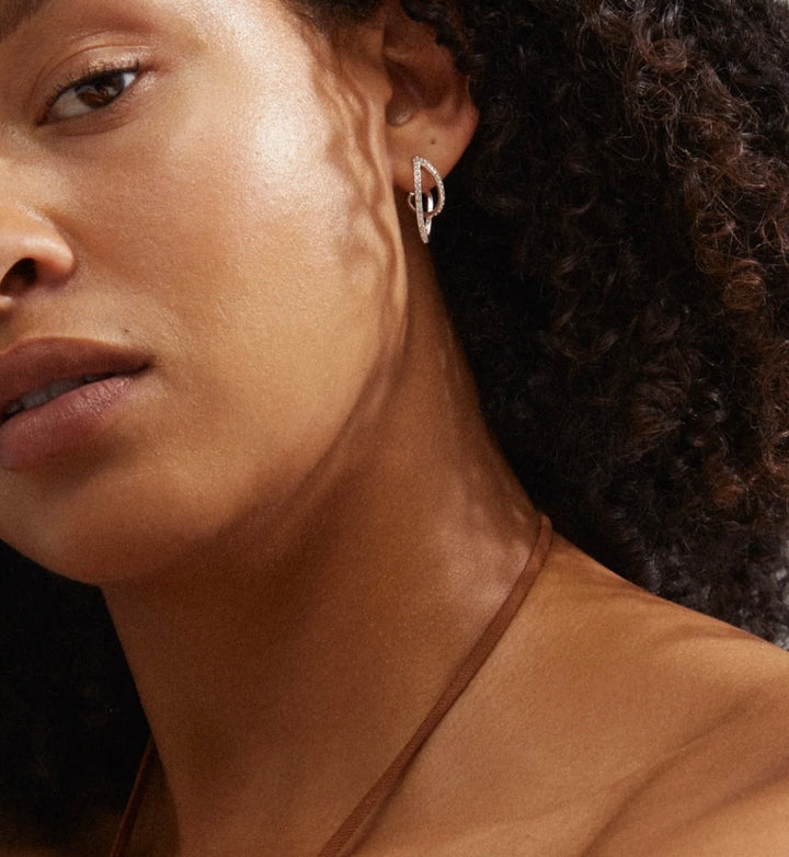 ETTY CRYSTAL EARRINGS SILVER PLATED