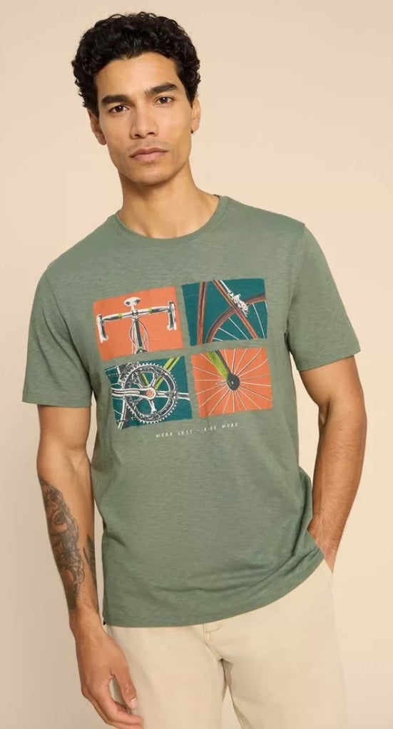 GREEN PRINT RIDE GRAPHIC TEE