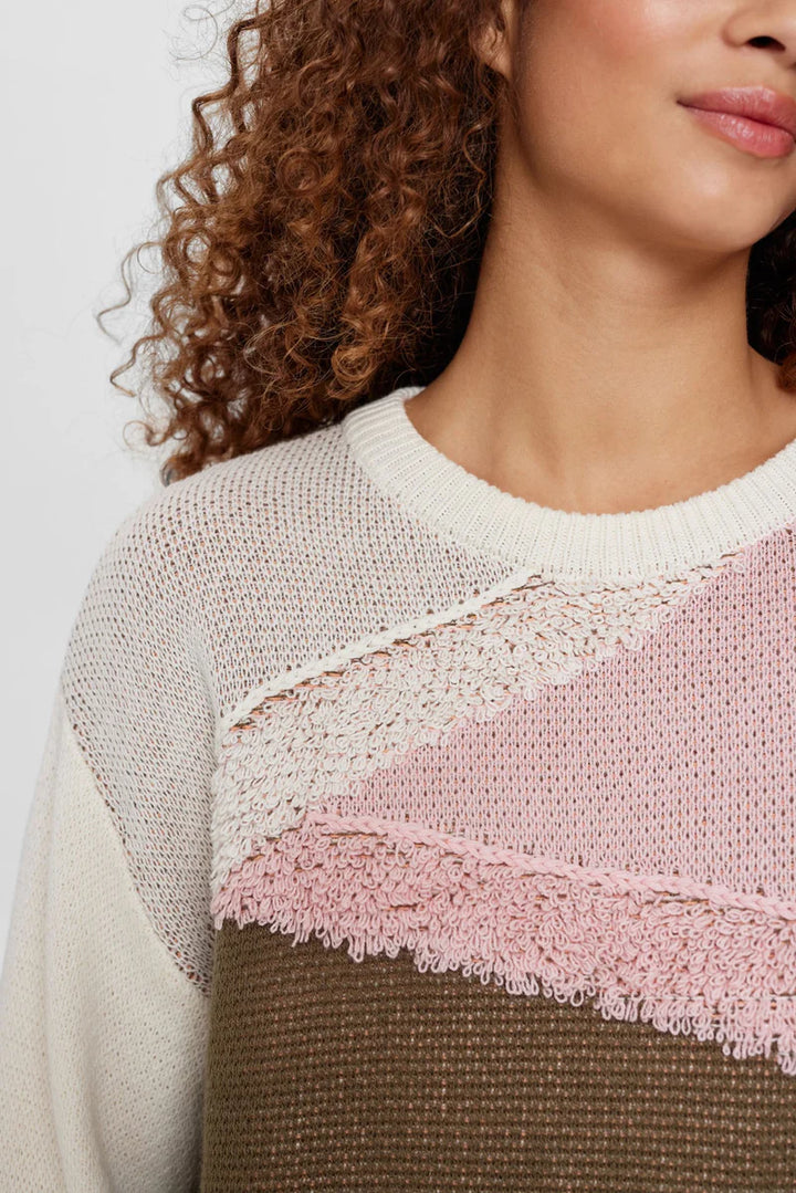 ALMOND BLOSSOM ATTIKA PULLOVER