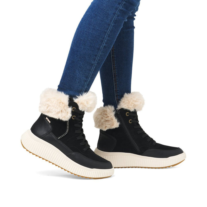 W1773-00 LADIES BLACK MID HEIGHT BOOTS