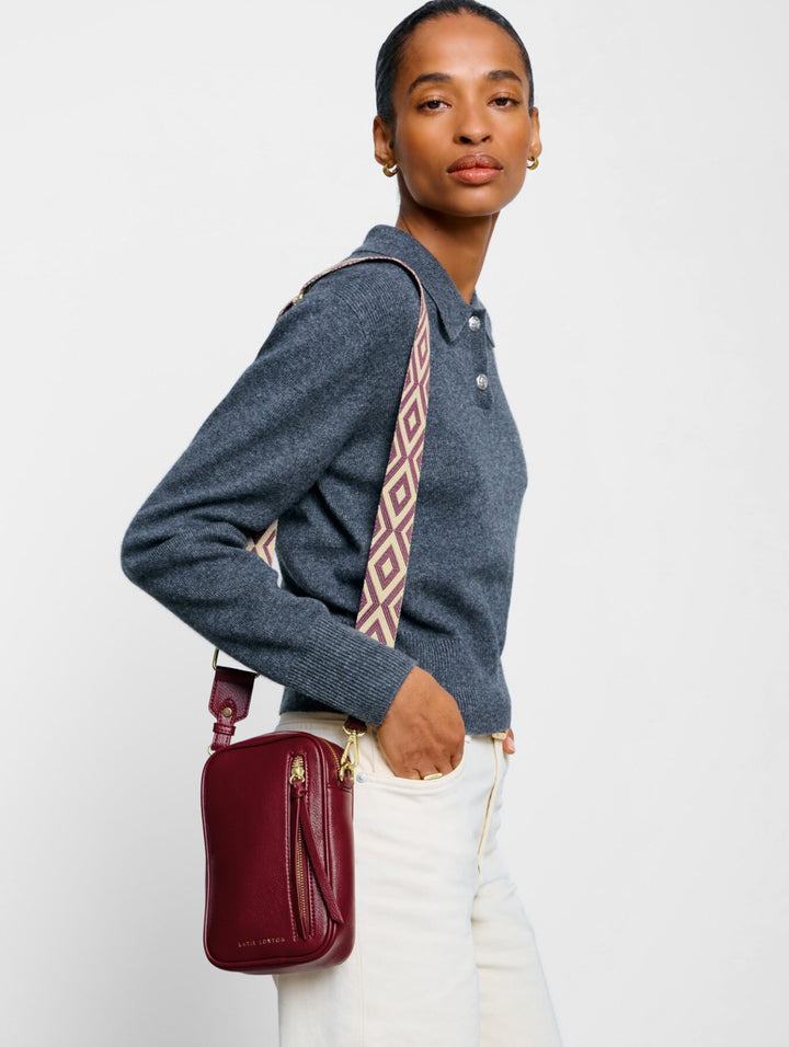 HALLIE SMALL CROSSBODY BAG | CHERRY