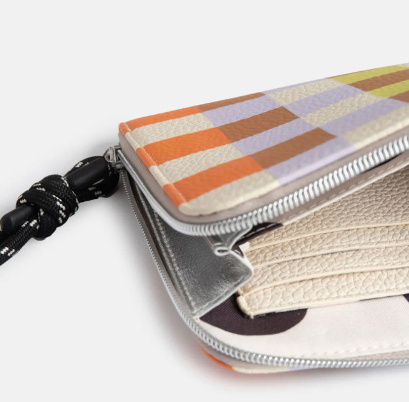 MULTI CHECK TRAVEL POUCH