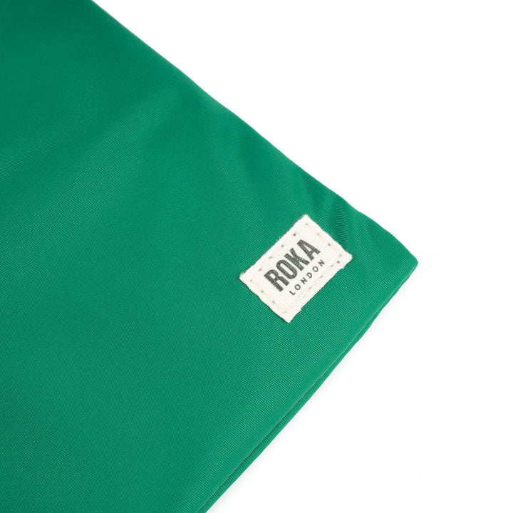 CHELSEA EMERALD RECYCLED NYLON SLING BAG