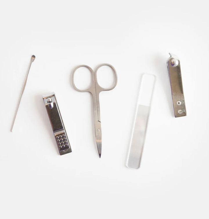 SCATTERED DOT MANICURE SET