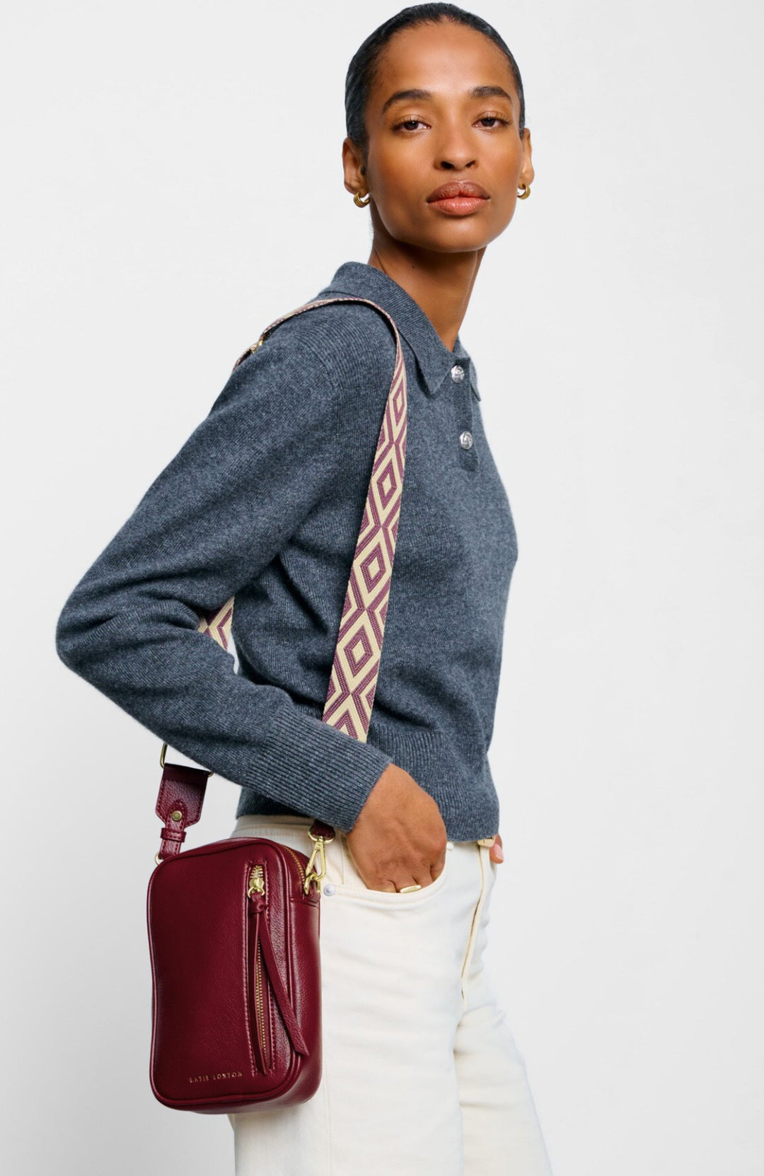 HALLIE SMALL CROSSBODY BAG | CHERRY