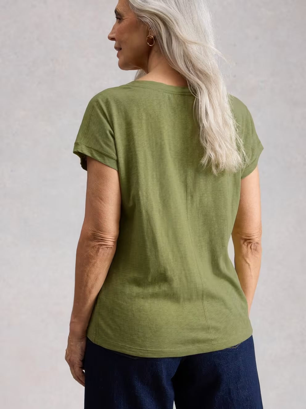 NELLY NOTCH NECK BRIGHT GREEN TEE