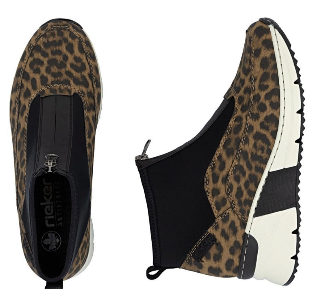 N6352-90 LEOPARD SLIP ON TRAINER