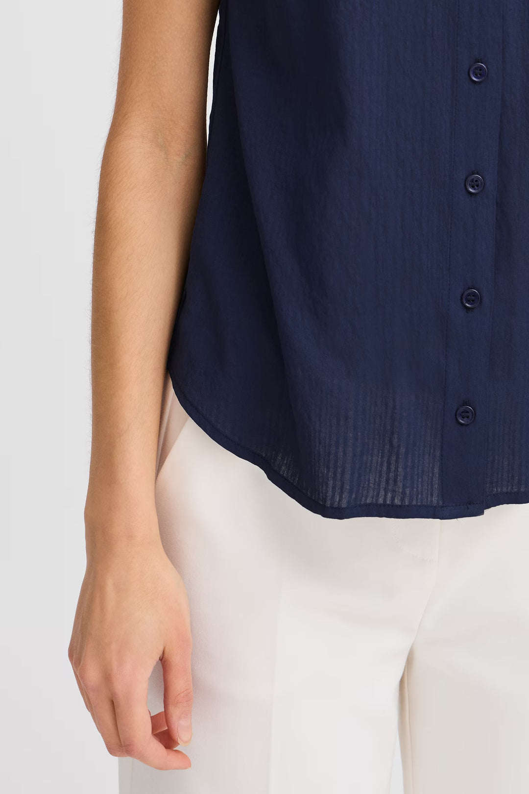 NAVY BLAZER VINA SHIRT