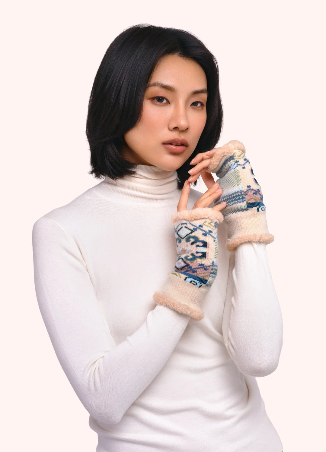 Powder ! Scandi Cosy Wrist Warmers in Cream Mix