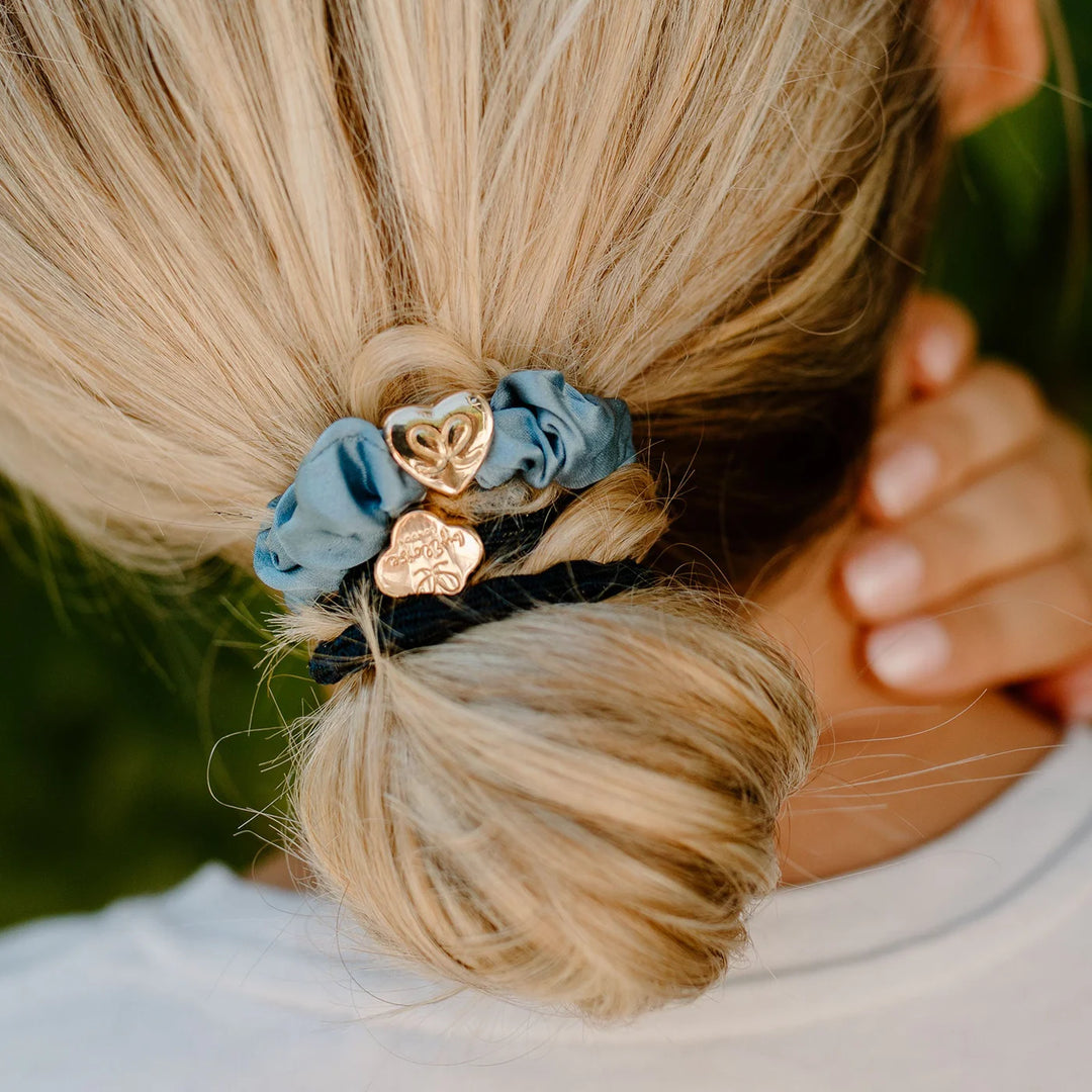 GOLD HEART SILK SCRUNCHIE FADED DENIM