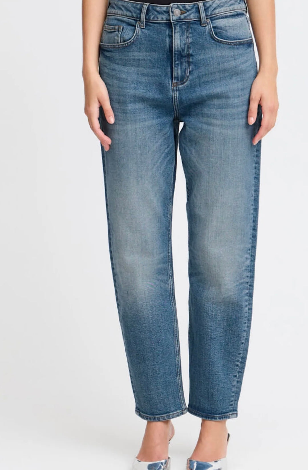 LOETTA JEANS MID BLUE DENIM CROPPED