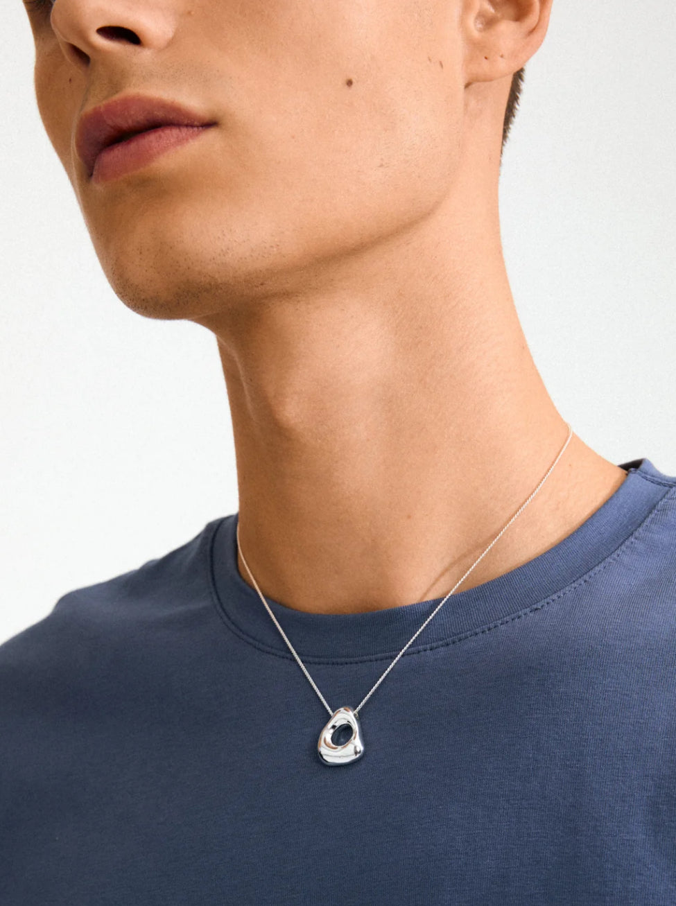 FREE NECKLACE SILVER-PLATED