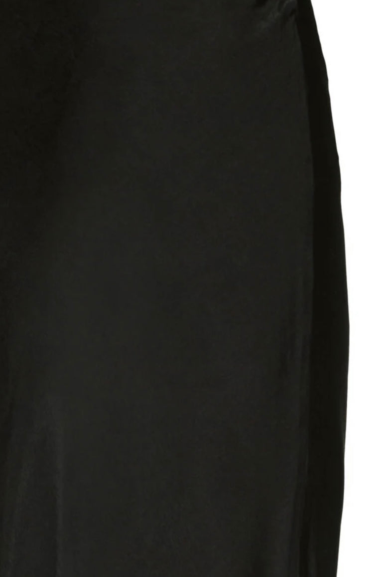 LOREN SKIRT BLACK