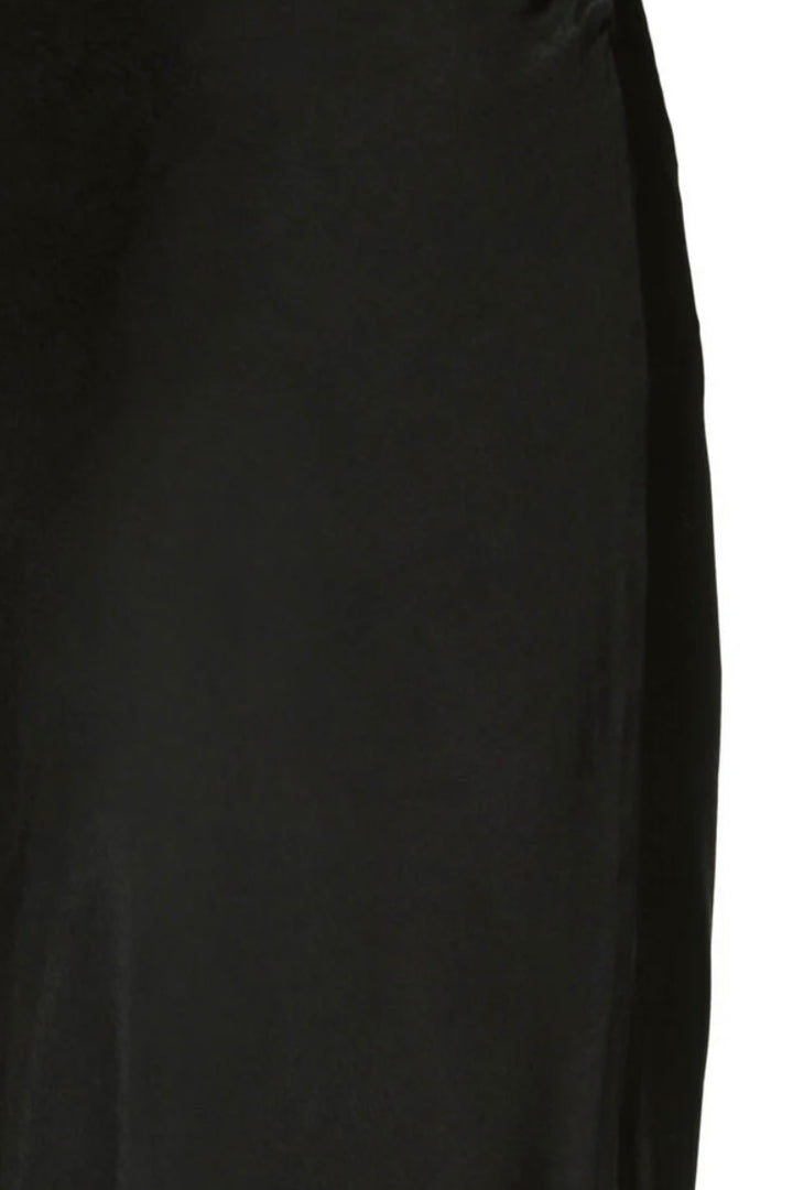 LOREN SKIRT BLACK