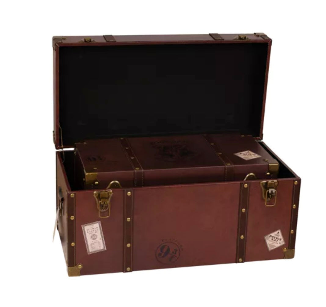 WARNER BROS HARRY POTTER ALUMNI LARGE TRUNK