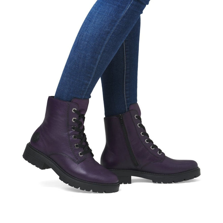 Z2841-30 LADIES PINK MID HEIGHT BOOTS