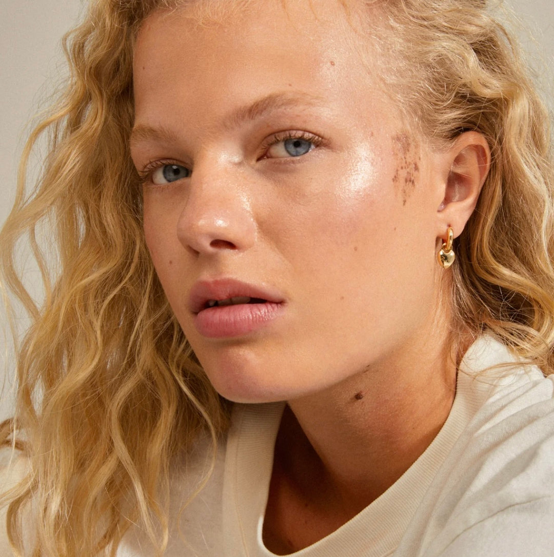 SOPHIA HEART HOOPS GOLD PLATED