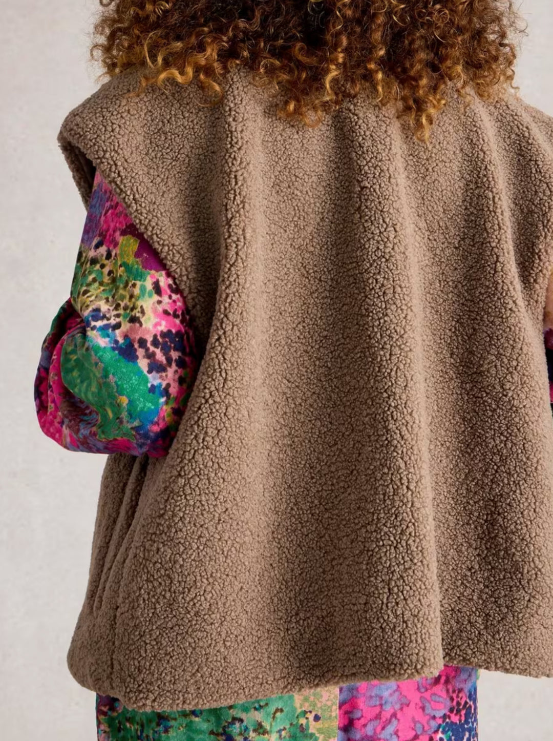 BORG GILET DARK NATURAL