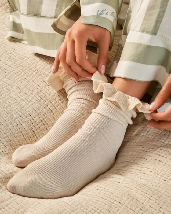 GIFT BOX RUFFLE SOCKS OFF WHITE