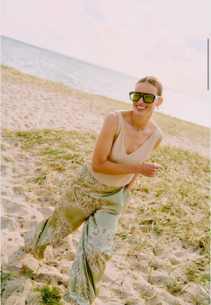 MOBBE TOP FROSTED ALMOND