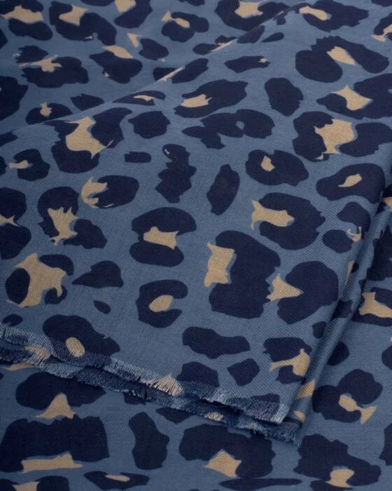 PRINTED SCARF LEOPARD NAVY / BLACK /
TAUPE