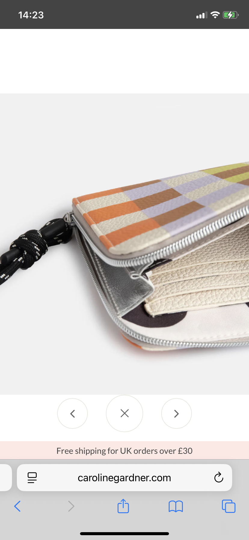 MULTI CHECK TRAVEL POUCH