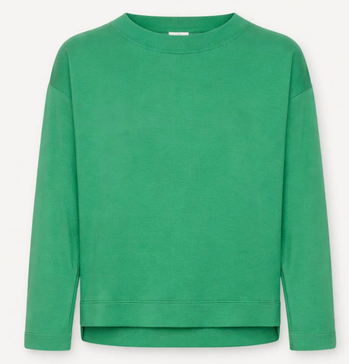 LEPRECHAUN PUSTI LONG SLEEVE ONECK TOP