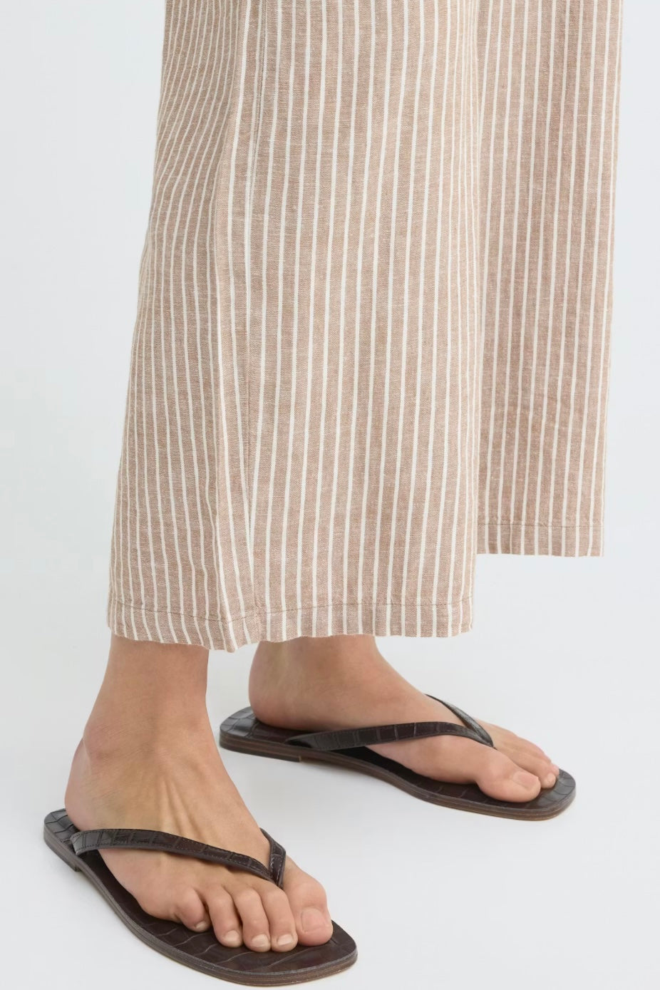 20813083 WOODSMOKE STRIPE FALAKKA CROP TROUSER