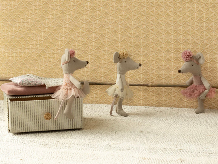 BALLERINA MOUSE LITTLE SISTER OFF WHITE