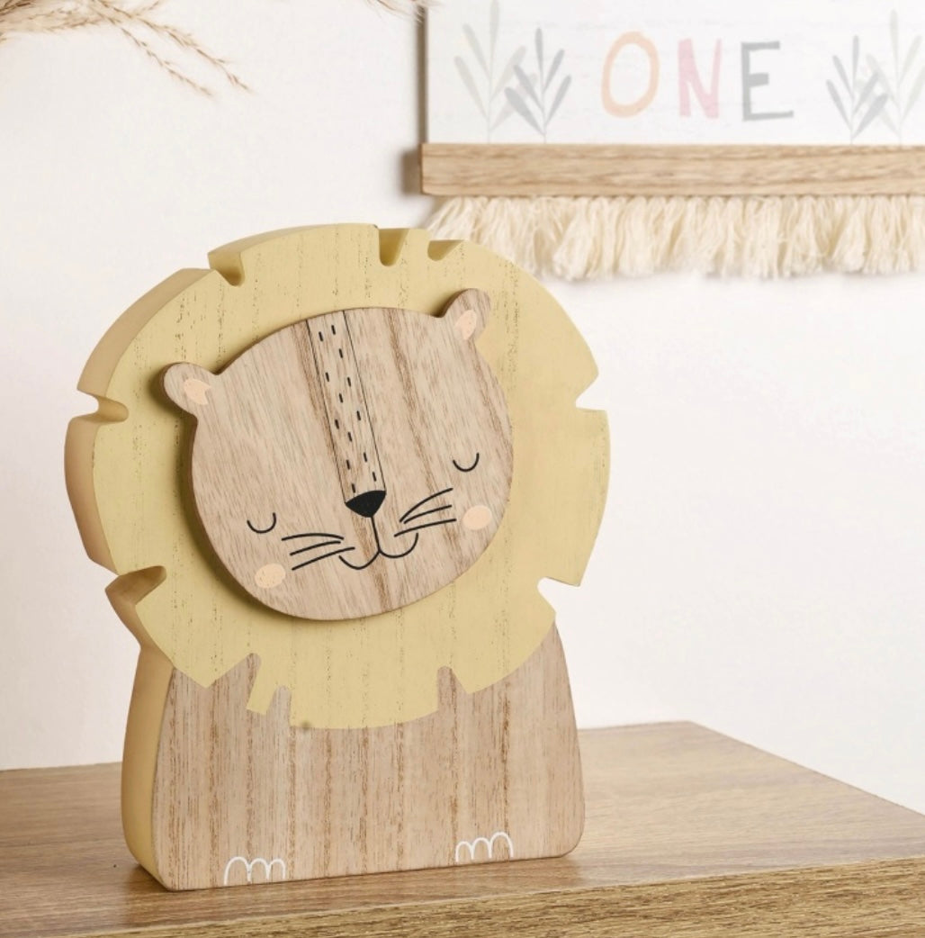 LION SHAPED MONEY BOX