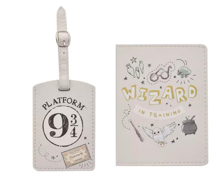 HARRY POTTER CHARMS WIZARD IN TRAINING PASSPORT SET