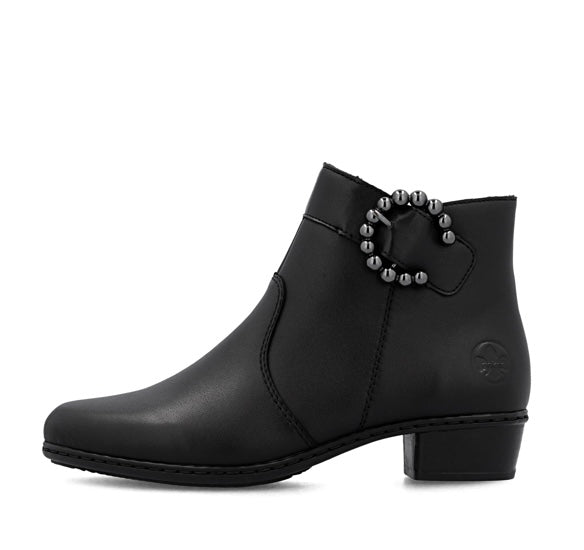 Y0797-00 BLACK ANKLE BOOT