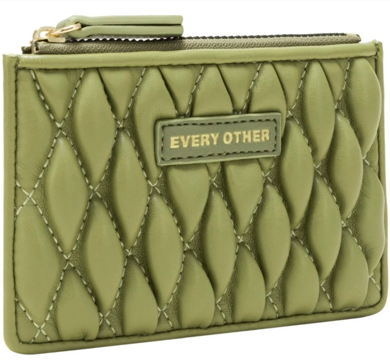 QUILTED CARD HOLDER OLIVE 12134
