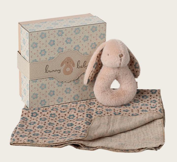BUNNY RATTLE SET POWDER