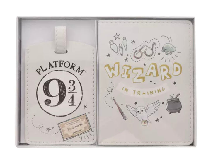 HARRY POTTER CHARMS WIZARD IN TRAINING PASSPORT SET