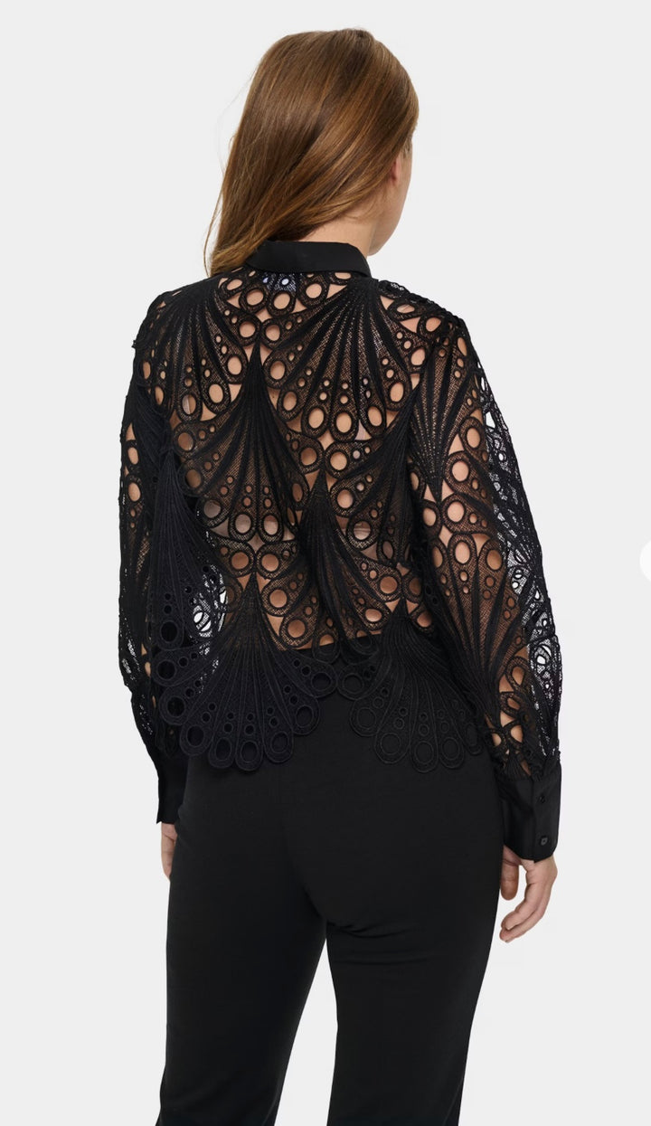 BLACK JILIANNA SHIRT