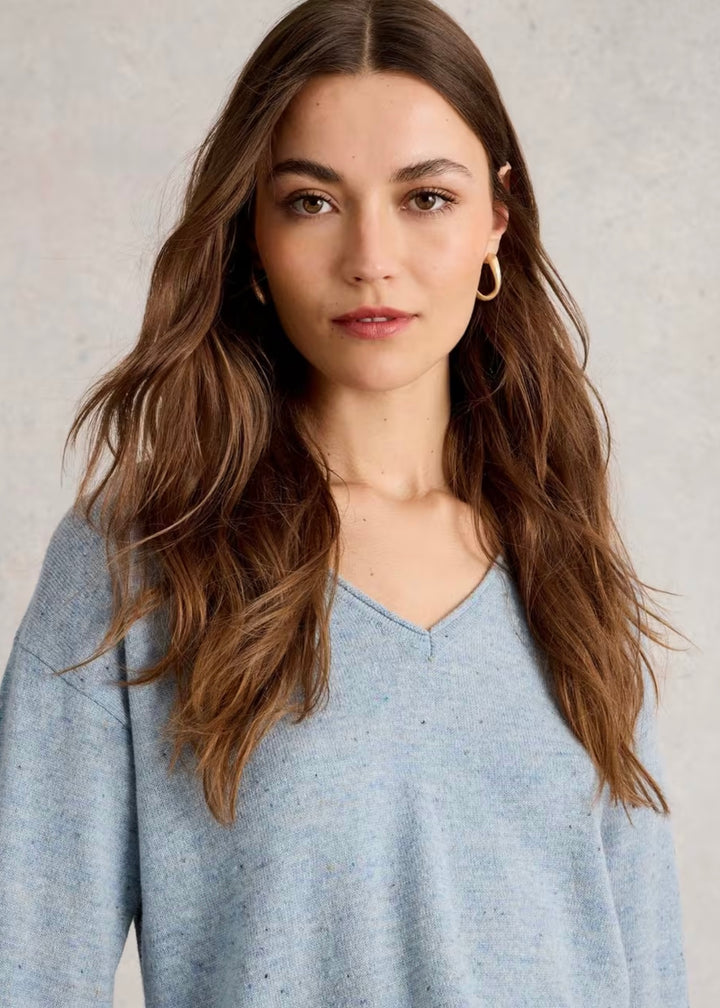 BLUE MULTI LILY V NECK JUMPER