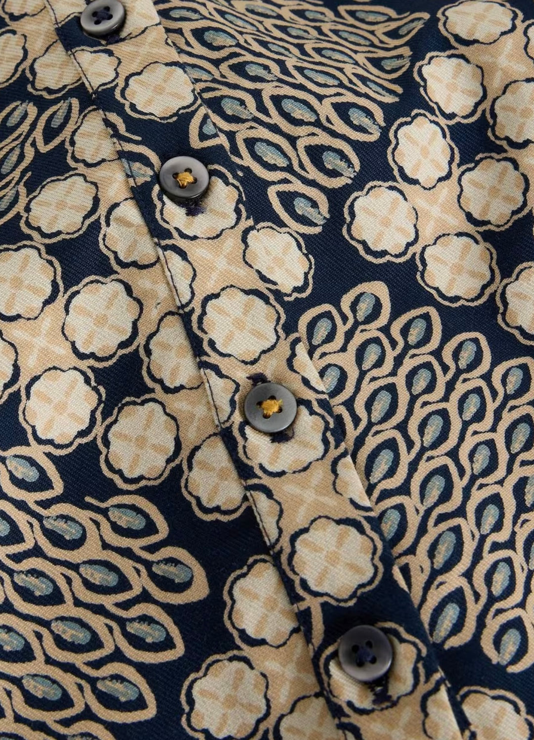 NAVY PRINT HATTIE SHIRRED DRESS