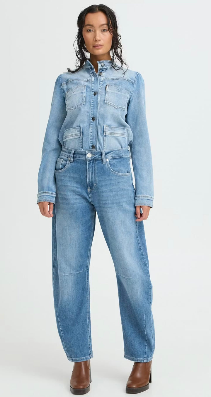 MEDIUM BLUE DENIM ZANNI BARREL JEAN