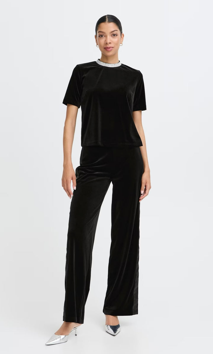 TRUE BLACK PERLINA SHORT BLOUSE