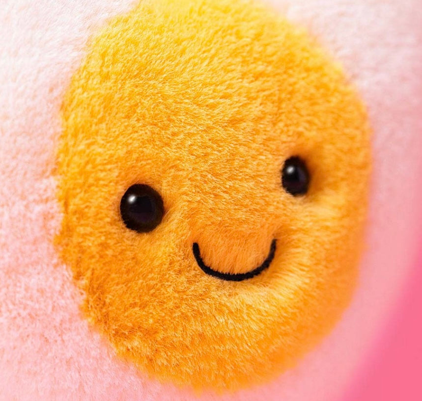 AMUSEABLE HEART BOILED EGG