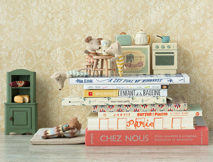 CORNER CABINET DARK GREEN MOUSE