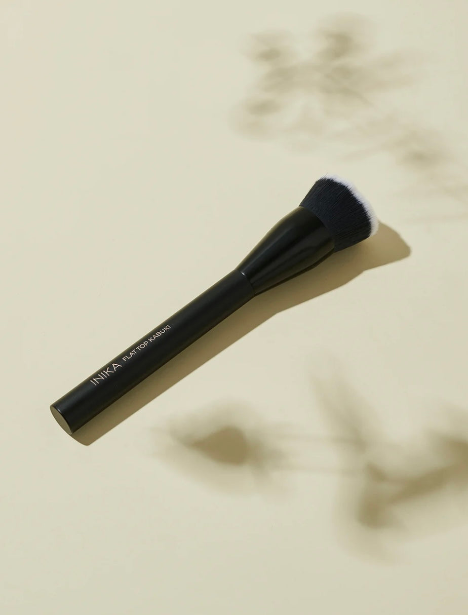 INIKA FLAT TOP KABUKI BRUSH