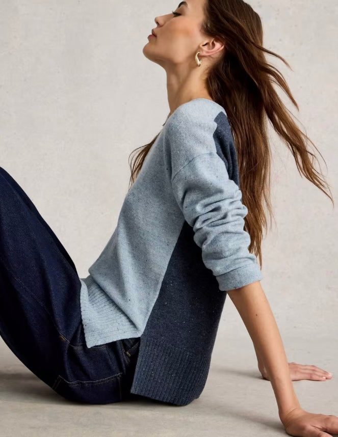 BLUE MULTI LILY V NECK JUMPER