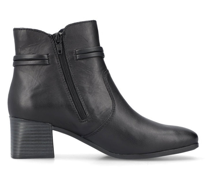 BLACK BLOCK HEEL ANKLE BOOT