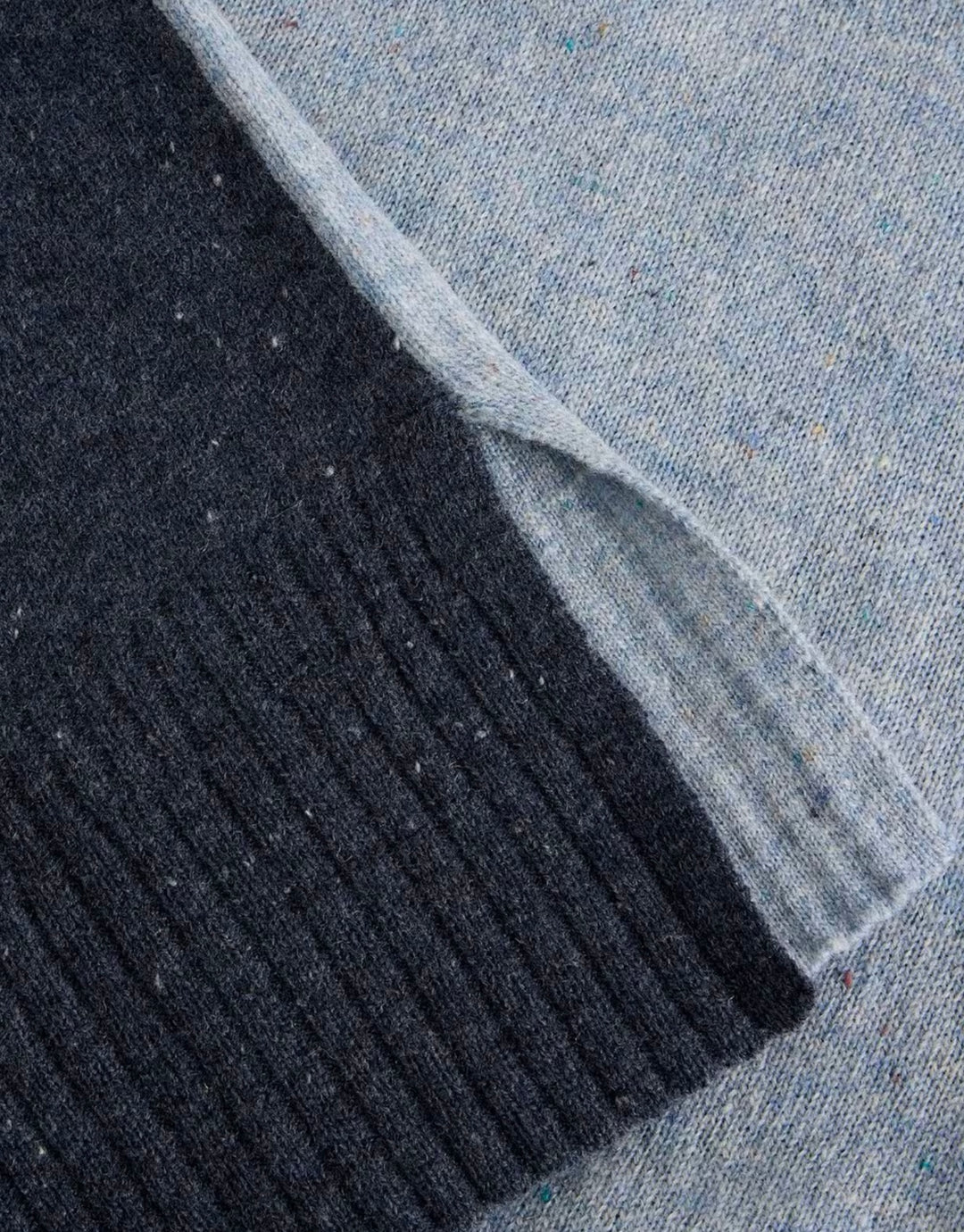 BLUE MULTI LILY V NECK JUMPER